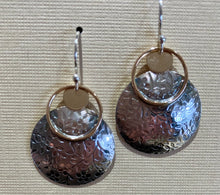 Load image into Gallery viewer, Earrings Mixed Metal